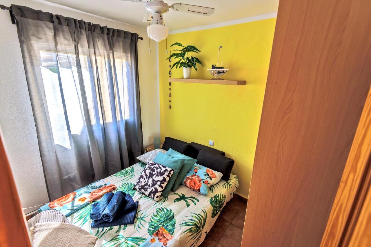 Ocean Sunset Beachfront House With Terraces Эль-Пуэрто-де-Санта-Мария Экстерьер фото